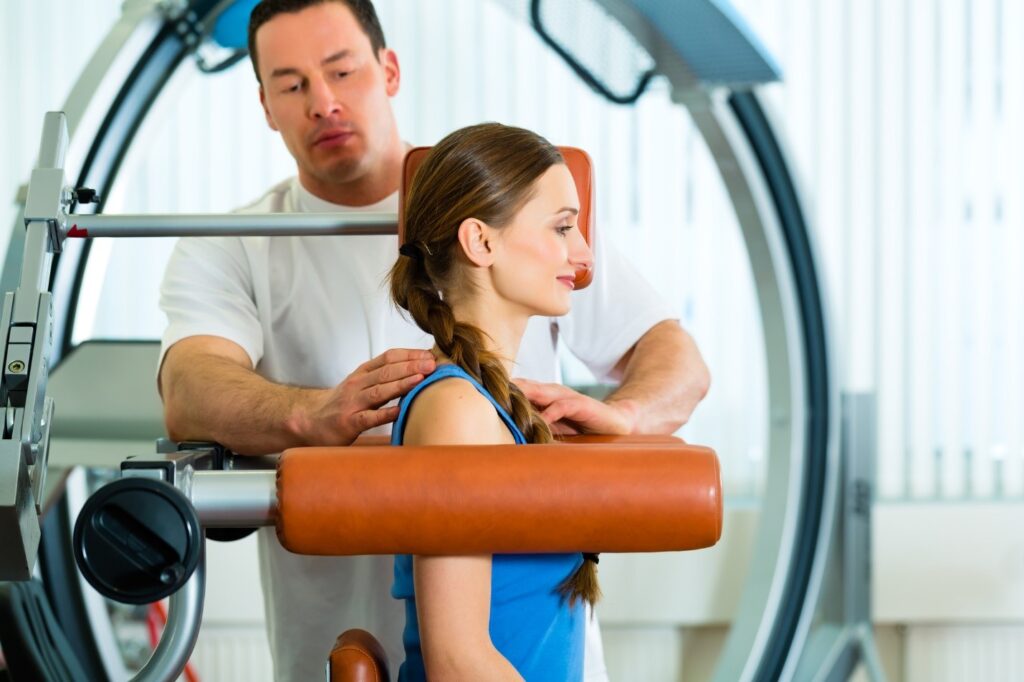 Kinetoterapia Asistată Onlin, fizioterapie asistată online, afecțiuni ale coloanei vertebrale, dureri cronice sau subacute